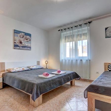 Apartments Kajfes Фажана Екстер'єр фото