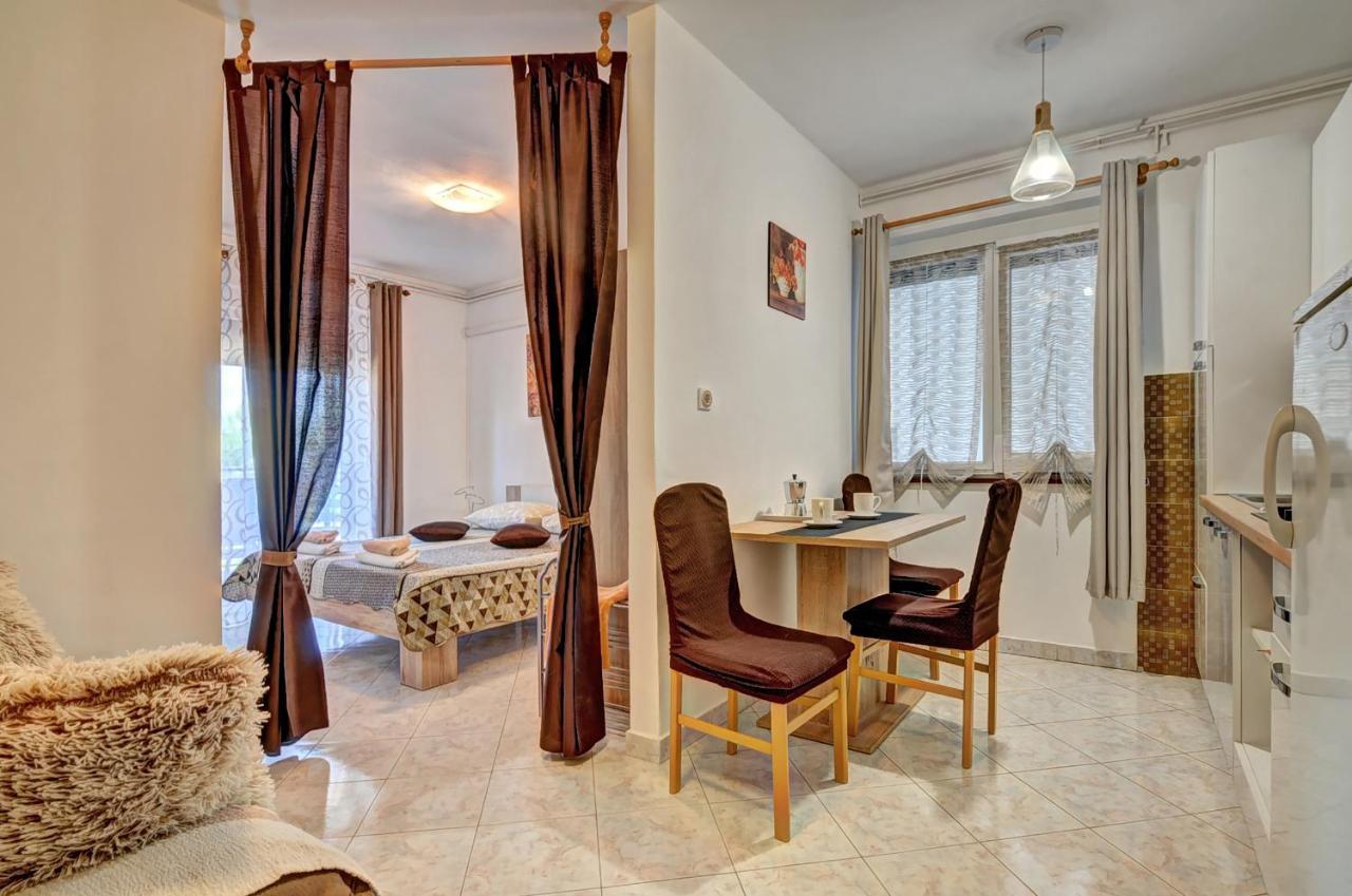 Apartments Kajfes Фажана Екстер'єр фото
