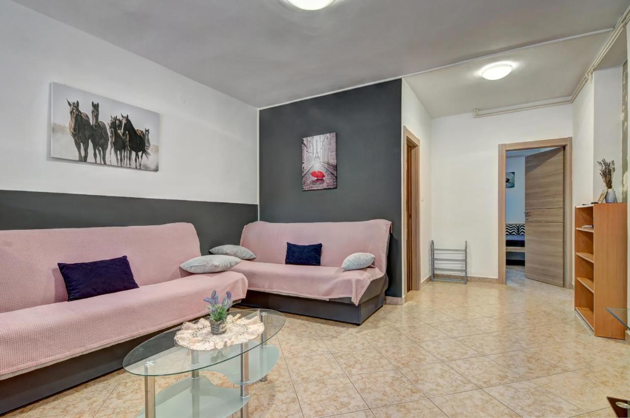 Apartments Kajfes Фажана Екстер'єр фото
