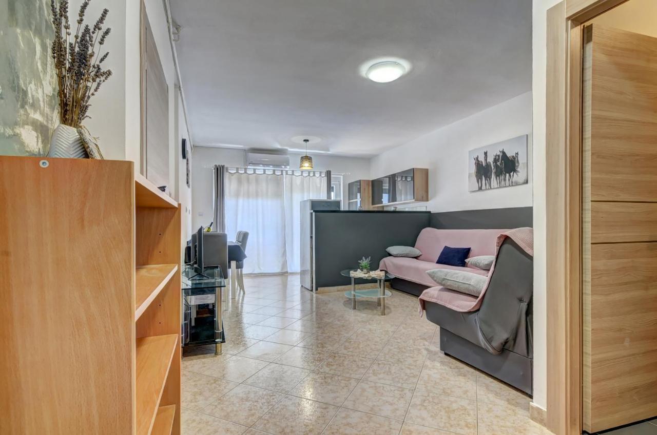 Apartments Kajfes Фажана Екстер'єр фото